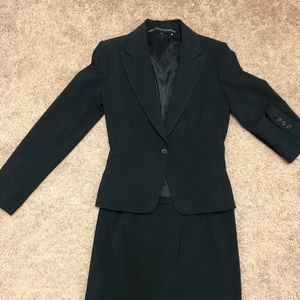 Elie Tahari suit